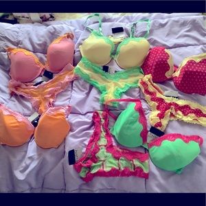 Women colorful bra sets